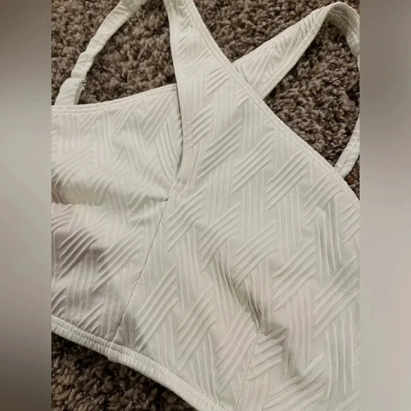 Vince Camuto Swim Wrap High Neck Bikini Top (M) & Classic Bikini Bottom (L) - Picture 5 of 11